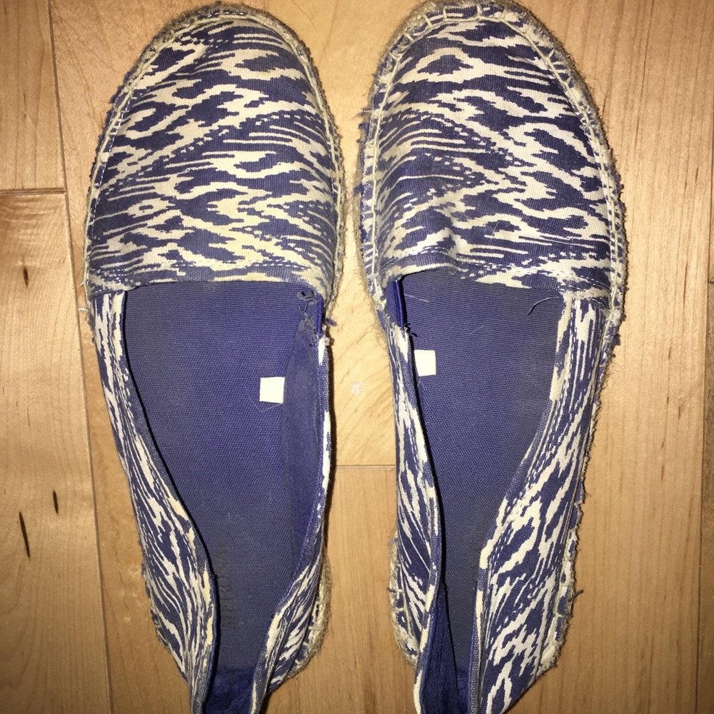 Slip-on flats